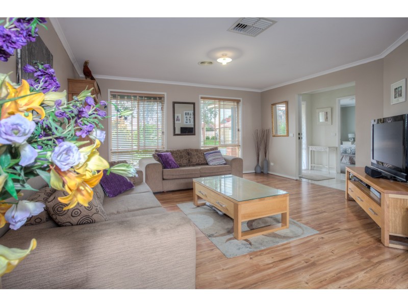 10 Bluegum Way, Sunbury VIC 3429