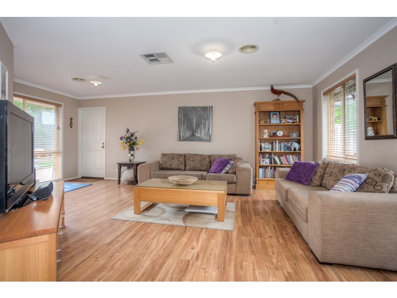 10 Bluegum Way, Sunbury VIC 3429