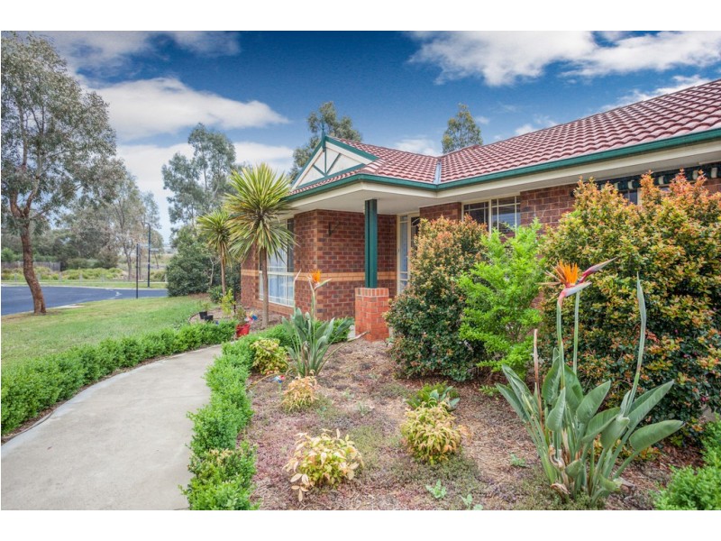 10 Bluegum Way, Sunbury VIC 3429