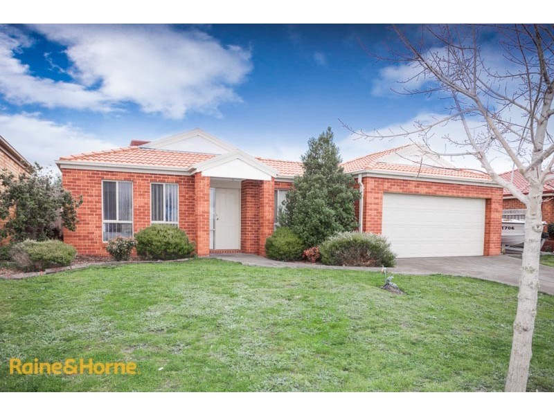 11 Burge Drive, Sunbury VIC 3429