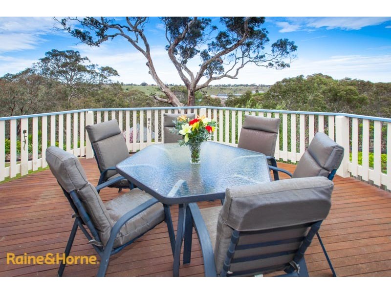 69 Yellow Gum Boulevard, Sunbury VIC 3429