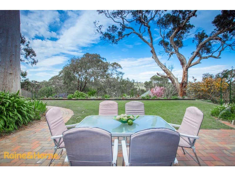 69 Yellow Gum Boulevard, Sunbury VIC 3429