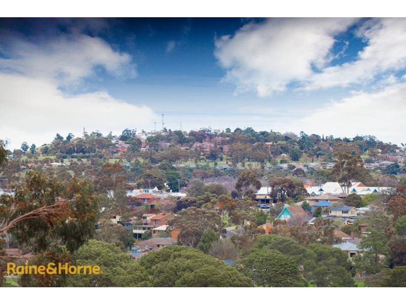 69 Yellow Gum Boulevard, Sunbury VIC 3429