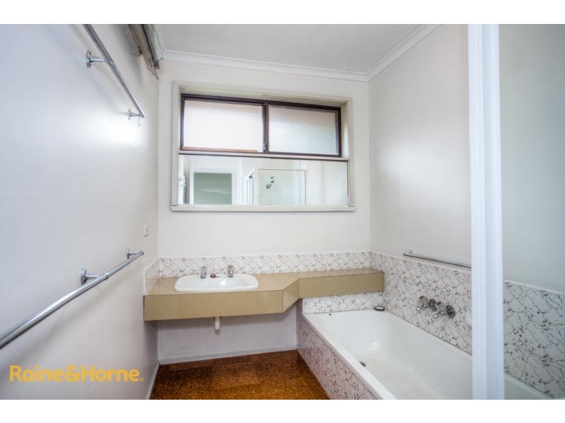 76 McKell Avenue, Sunbury VIC 3429