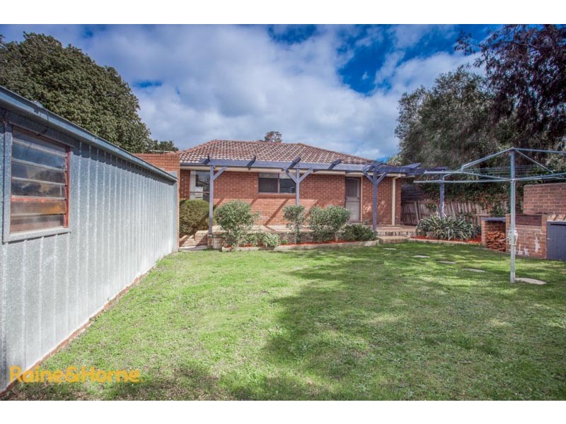 76 McKell Avenue, Sunbury VIC 3429
