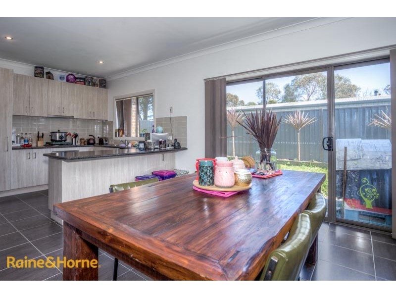 11A Reynolds Grove, Romsey VIC 3434