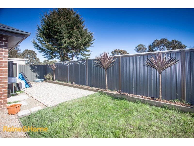 11A Reynolds Grove, Romsey VIC 3434