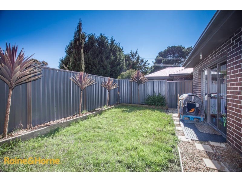 11A Reynolds Grove, Romsey VIC 3434