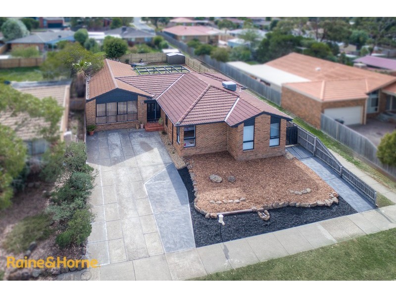 20 Marjorie Avenue, Sunbury VIC 3429