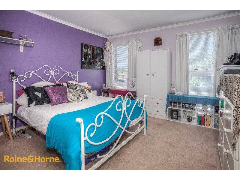 20 Marjorie Avenue, Sunbury VIC 3429