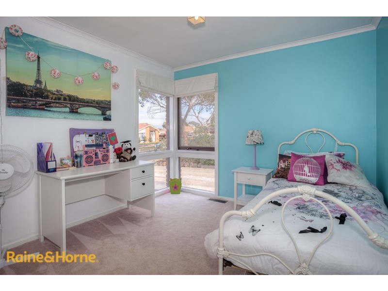 20 Marjorie Avenue, Sunbury VIC 3429