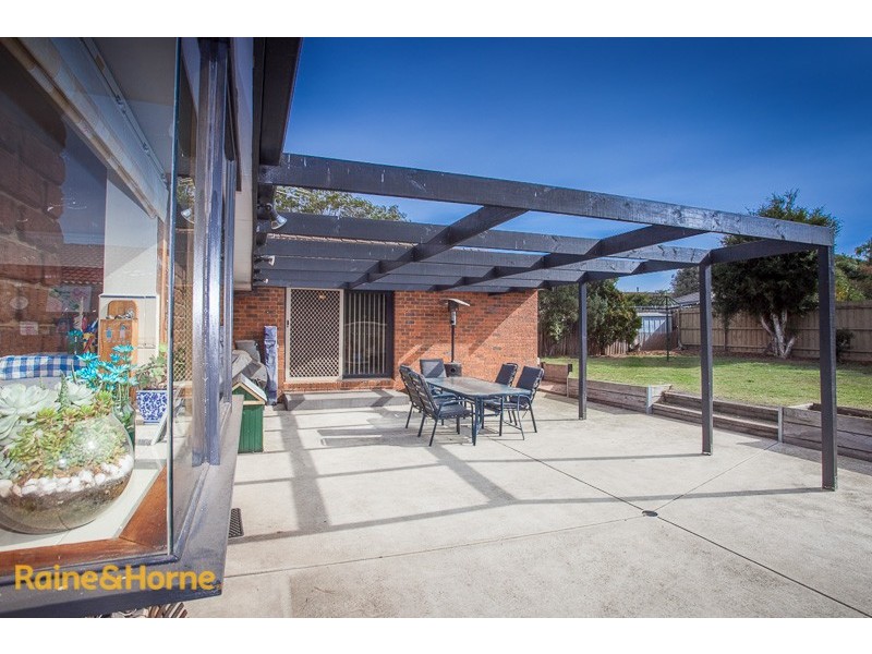 20 Marjorie Avenue, Sunbury VIC 3429