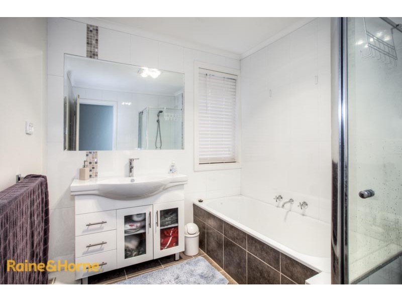 70 Fullbrook Drive, Sunbury VIC 3429