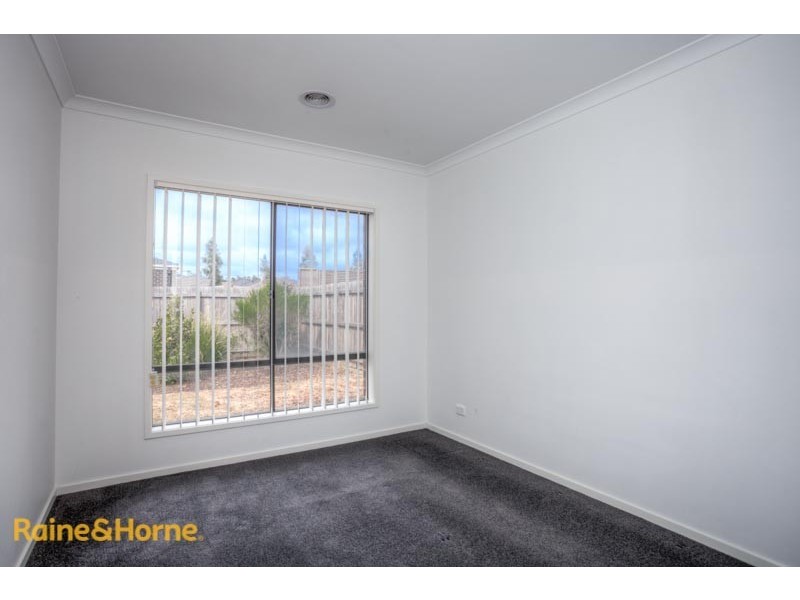 12 Keeper Street, Sunbury VIC 3429
