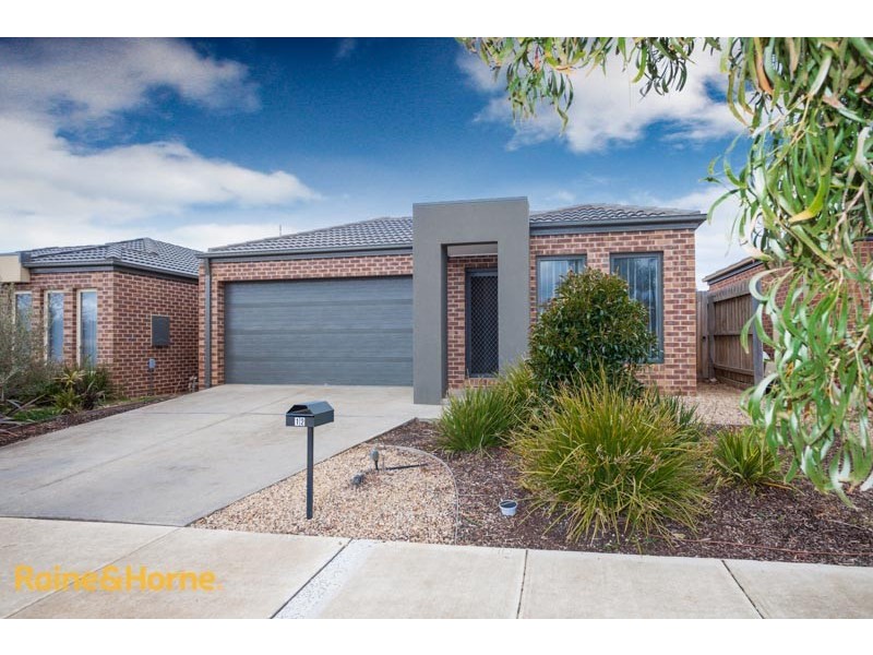 12 Keeper Street, Sunbury VIC 3429