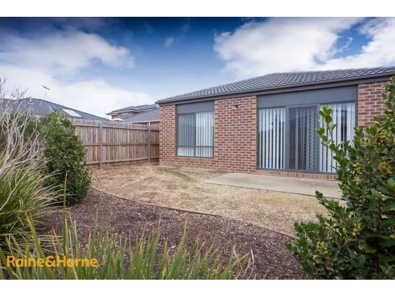 12 Keeper Street, Sunbury VIC 3429