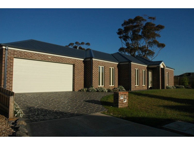 10 HOYA PLACE, Sunbury VIC 3429
