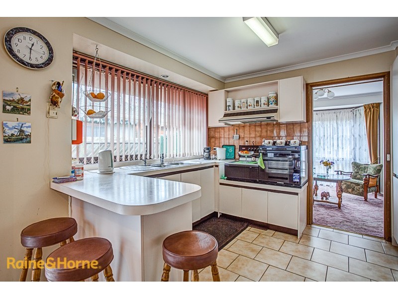 71 Muirfield Drive, Sunbury VIC 3429