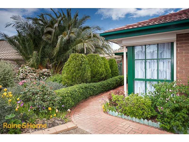 71 Muirfield Drive, Sunbury VIC 3429