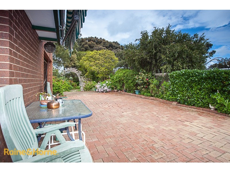 71 Muirfield Drive, Sunbury VIC 3429