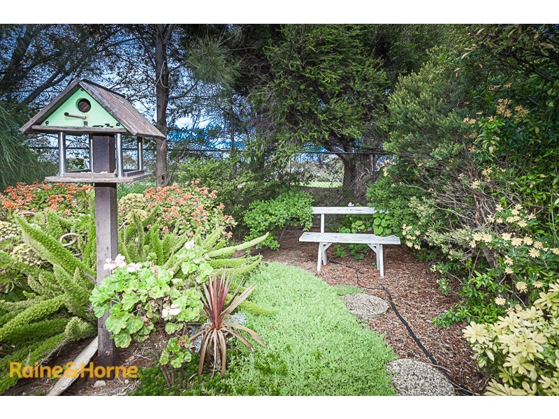 71 Muirfield Drive, Sunbury VIC 3429