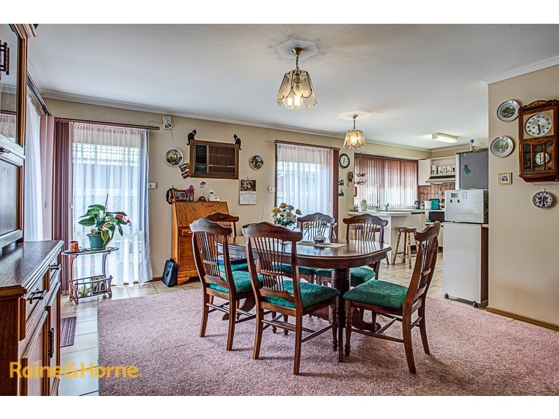 71 Muirfield Drive, Sunbury VIC 3429