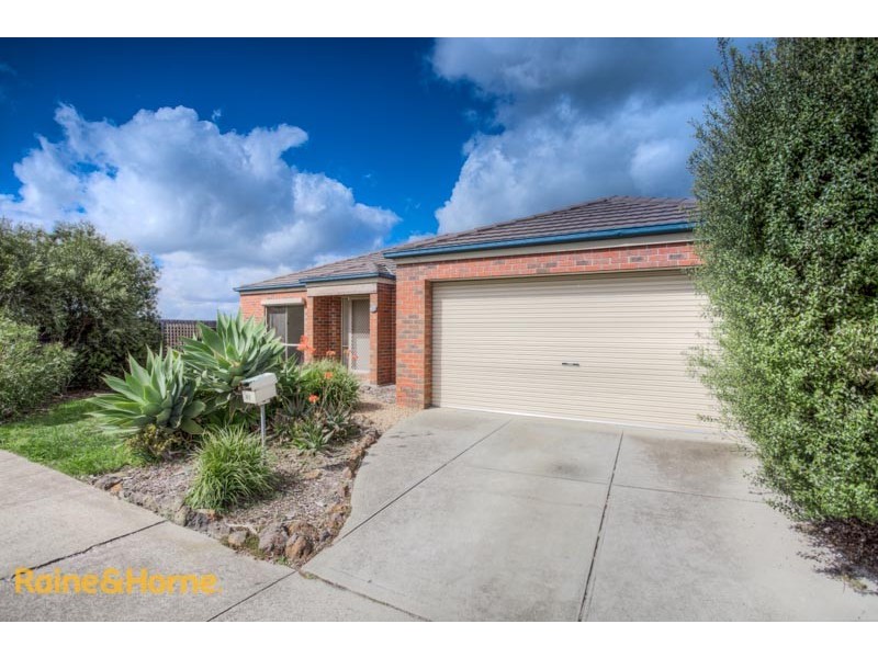 41 Charter Road East, Sunbury VIC 3429