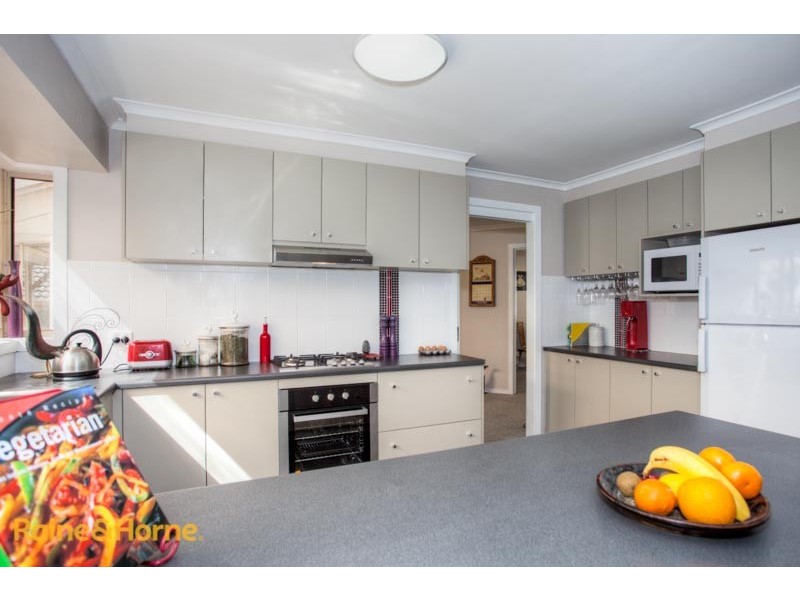 52 Olive Grove, Sunbury VIC 3429