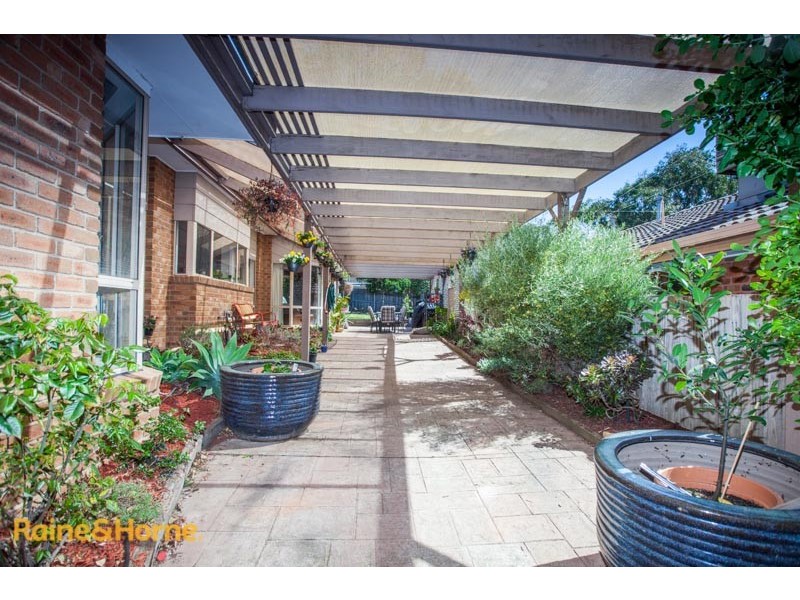 52 Olive Grove, Sunbury VIC 3429