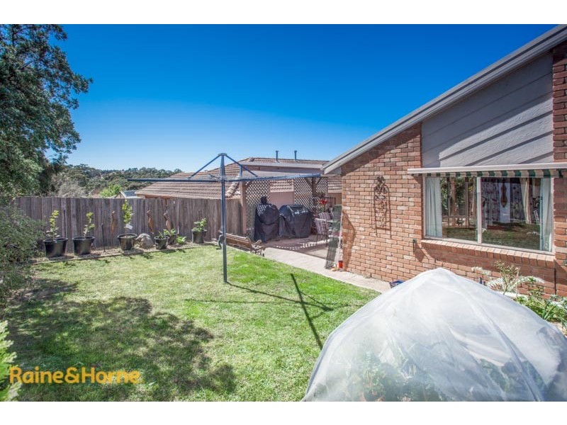 52 Olive Grove, Sunbury VIC 3429