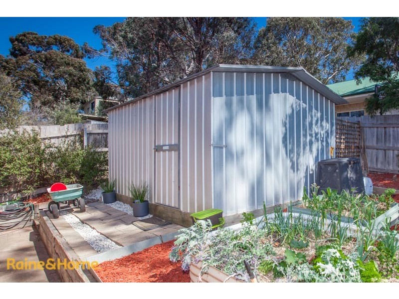 52 Olive Grove, Sunbury VIC 3429