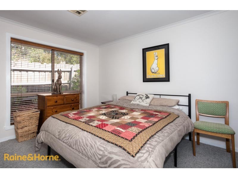 52 Olive Grove, Sunbury VIC 3429