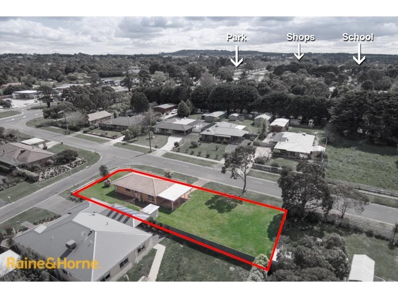 1 Acacia Court, Romsey VIC 3434