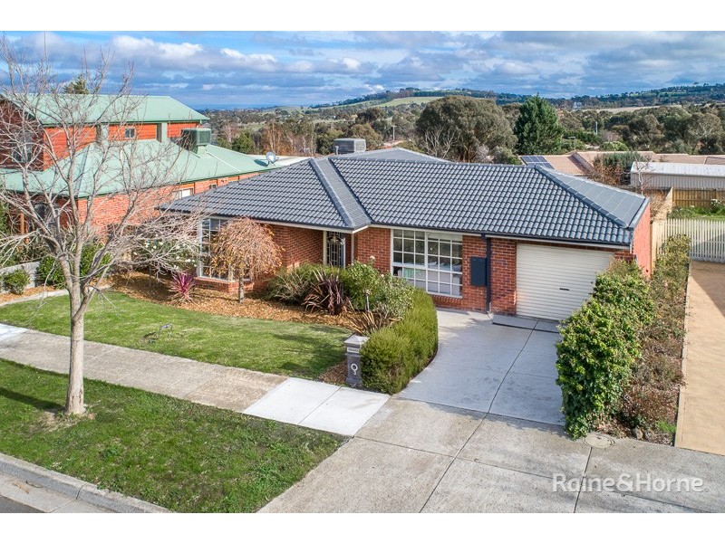 3 Windarra Court, Sunbury VIC 3429