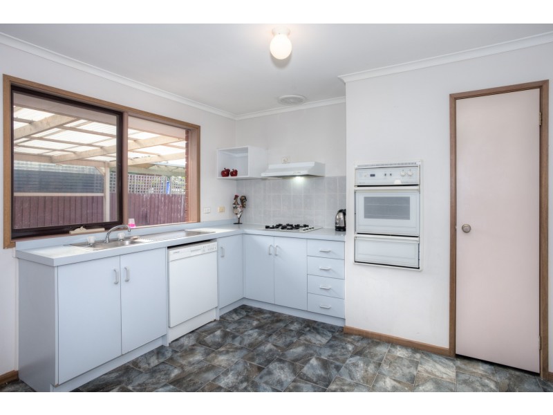 18 Briarwood Court, Sunbury VIC 3429