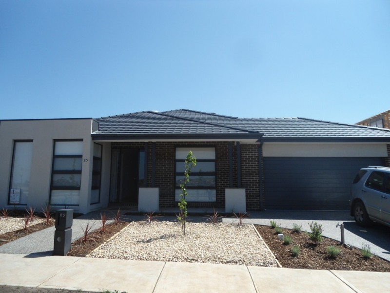 25 Jersey Drive, Sunbury VIC 3429