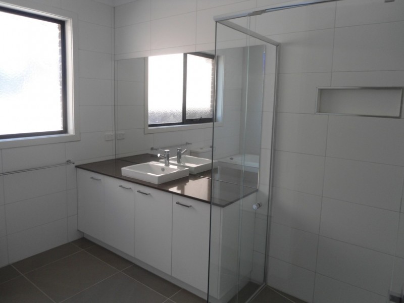25 Jersey Drive, Sunbury VIC 3429