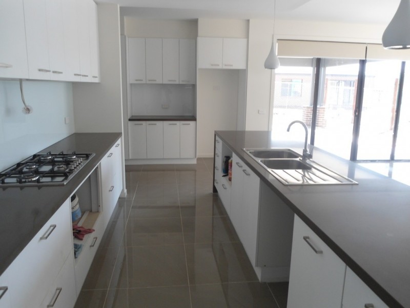 25 Jersey Drive, Sunbury VIC 3429