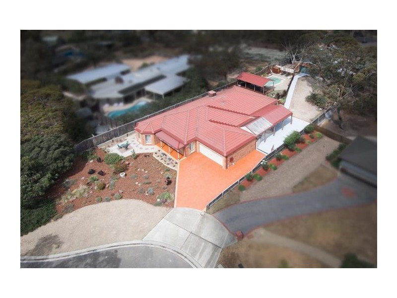 11 Swift Parrot Close, Sunbury VIC 3429