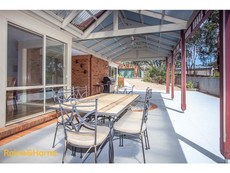 11 Swift Parrot Close, Sunbury VIC 3429