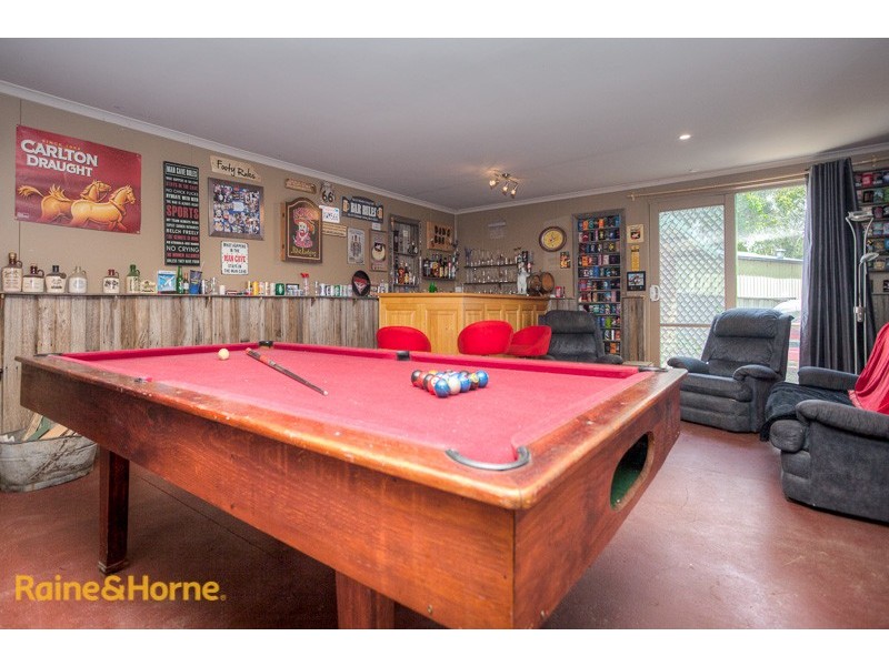 11 Swift Parrot Close, Sunbury VIC 3429