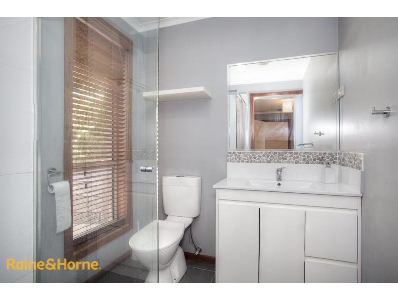 49 Olive Grove, Sunbury VIC 3429