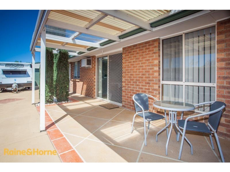 49 Olive Grove, Sunbury VIC 3429