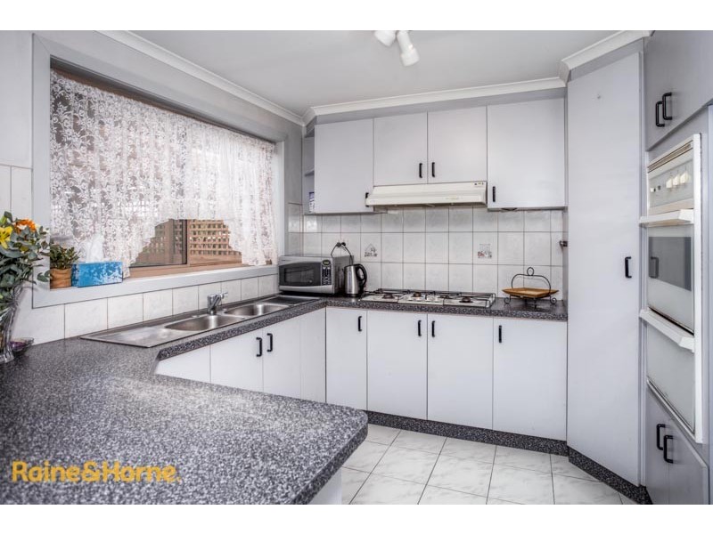 4 Scotch Court, Sunbury VIC 3429