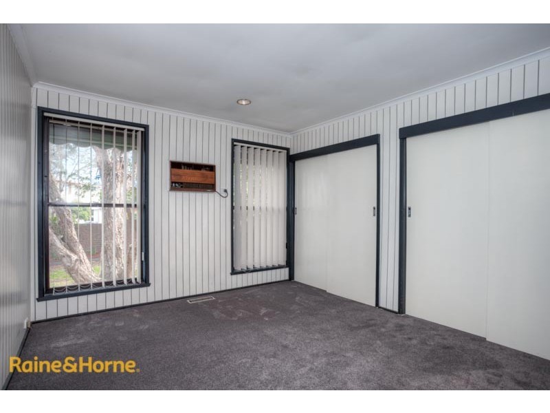76 McKell Avenue, Sunbury VIC 3429