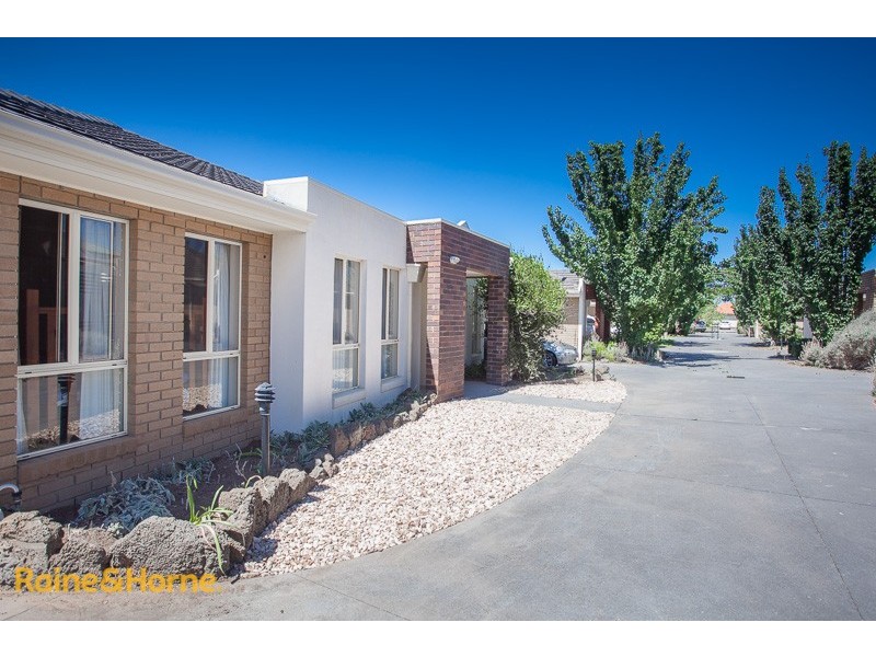 7/40-42 Darbyshire Street, Sunbury VIC 3429