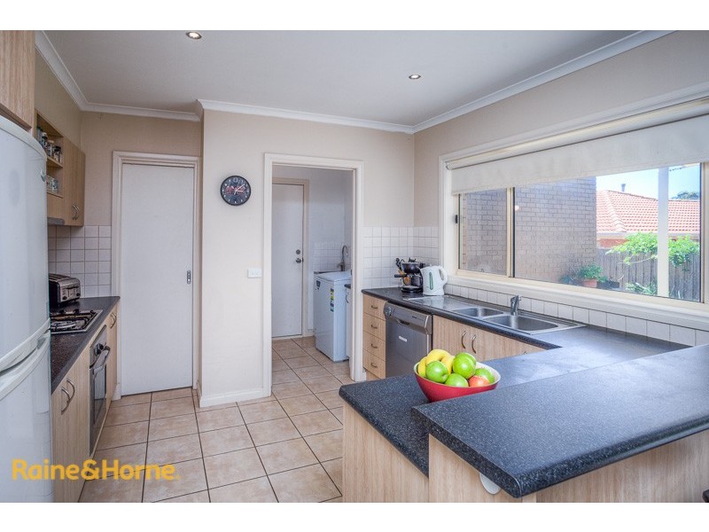 7/40-42 Darbyshire Street, Sunbury VIC 3429
