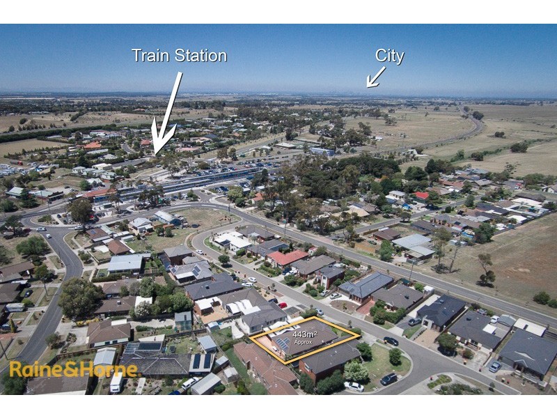 18 Pepper Close, Diggers Rest VIC 3427