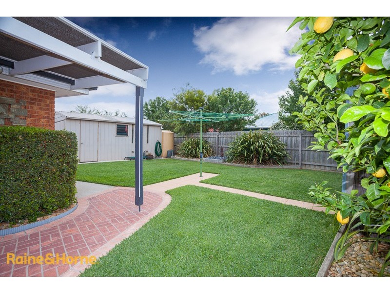 4 Mclean Court, Sunbury VIC 3429