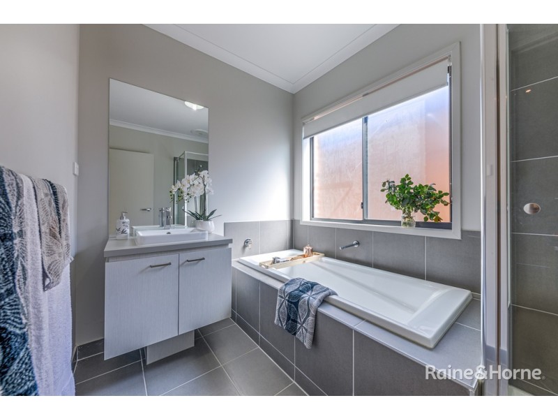 15 Clacy Street, Diggers Rest VIC 3427